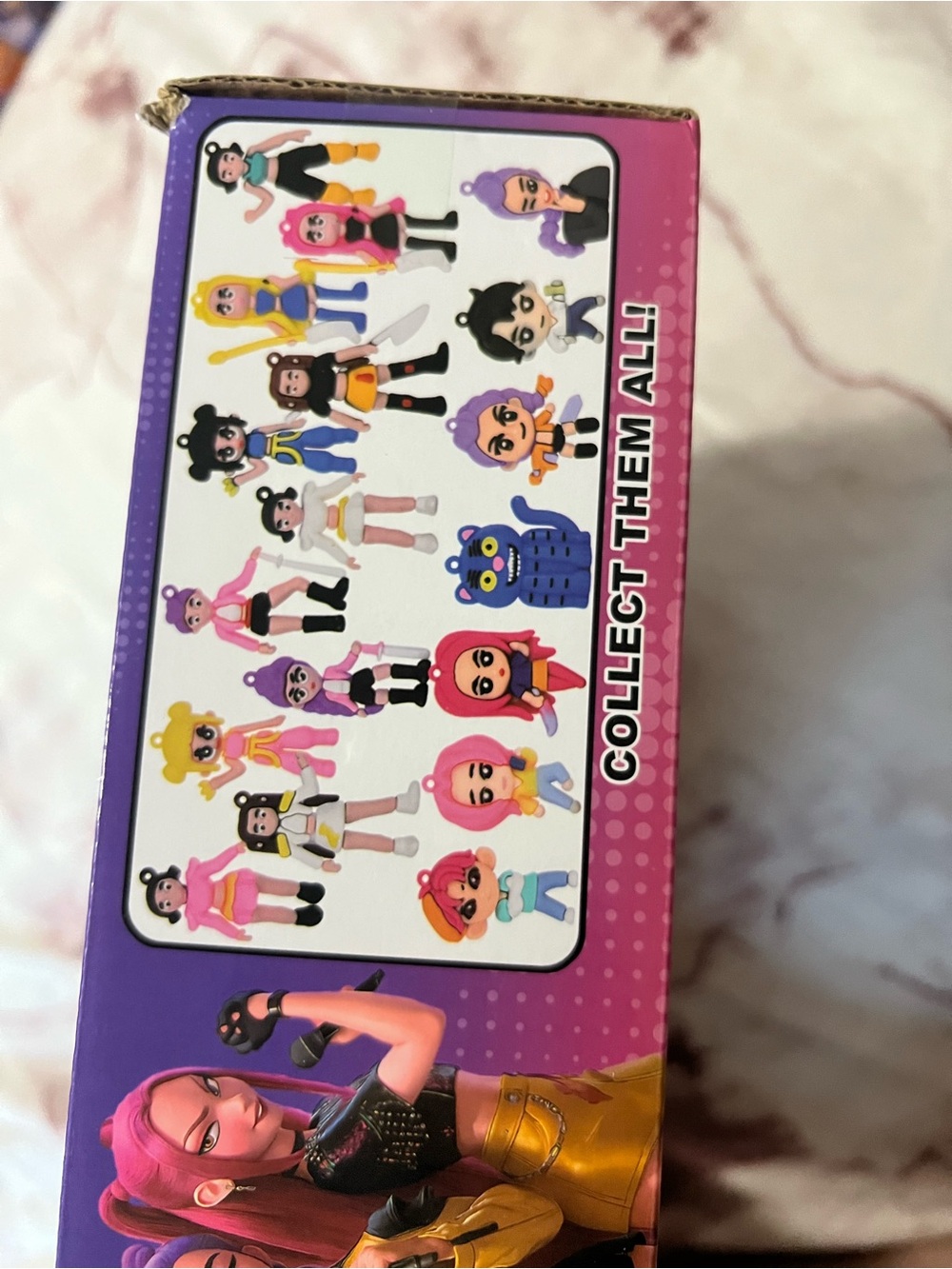 KPOP MYSTERY BOX WITH BAGCHARM